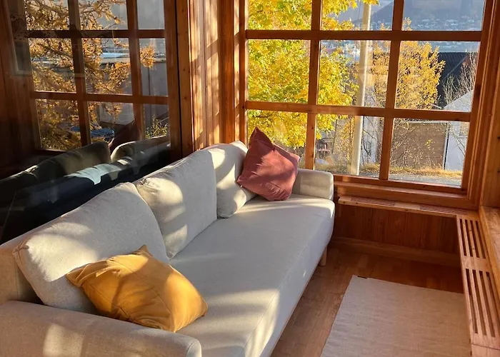 Charming And Spacious Wooden House Right In The Centre