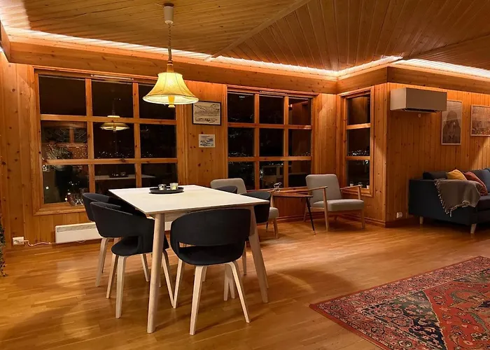 Charming And Spacious Wooden House Right In The Centre